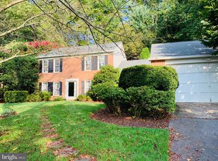 9605 Barkston Ct, Rockville, MD 20850