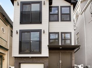 139 Hobson St #2, Newark, NJ 07112