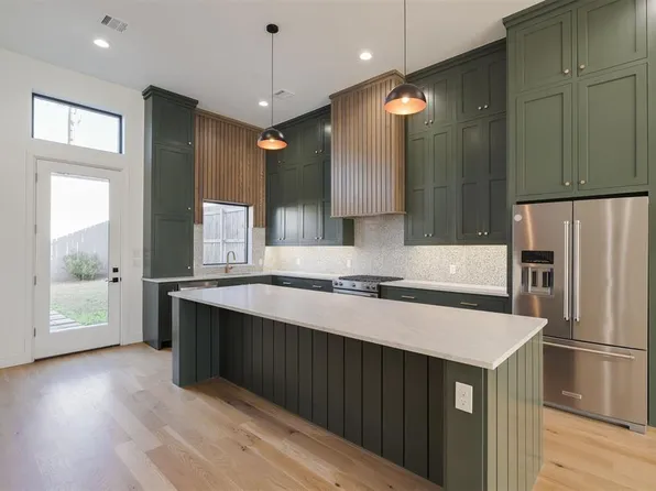 827 NW 8th St, Oklahoma City, OK 73106