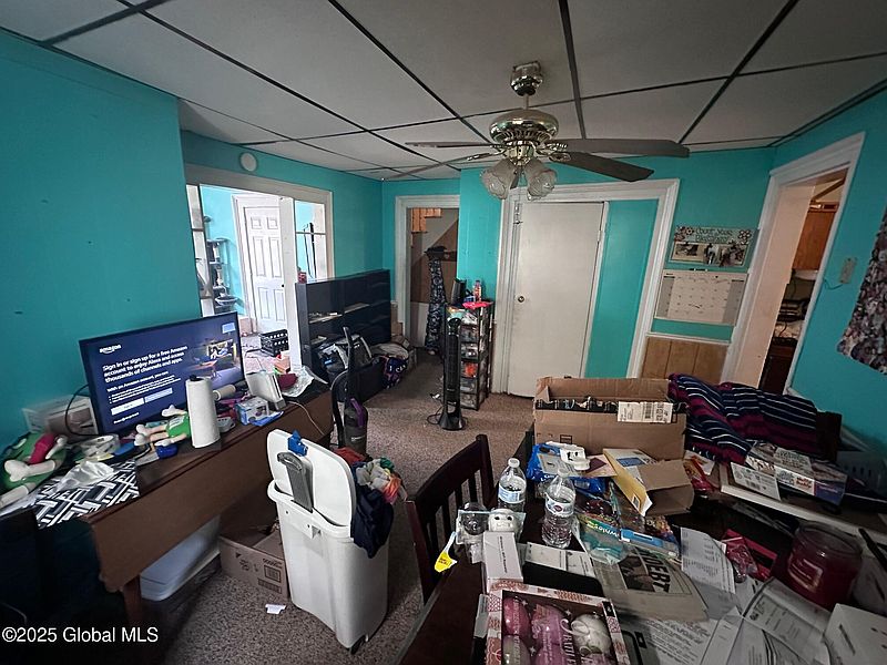 5th image of 122 Hoosac Street