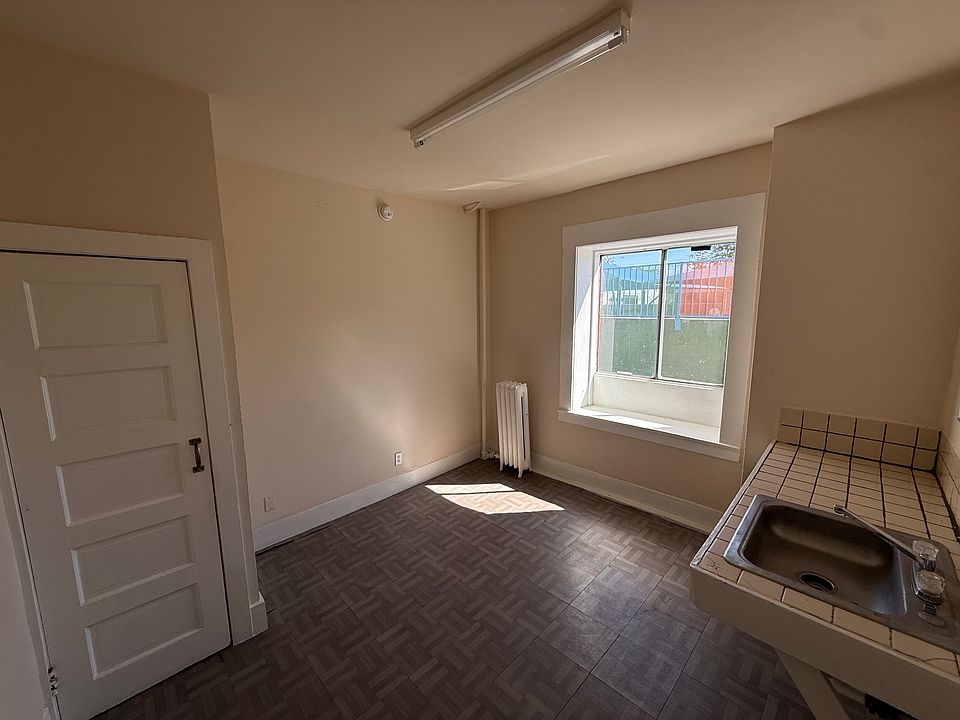 1st image of 560 Gladys Ave #36b291514