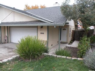 3508 Sun Knoll Dr, Loomis, CA 95650