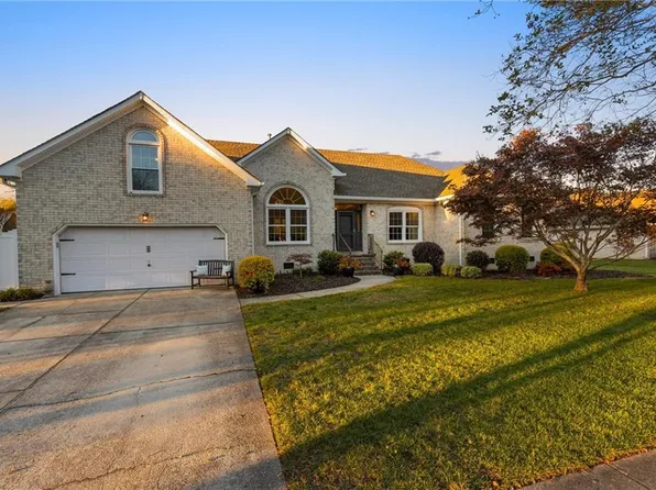 2525 Lower Greens Pl, Virginia Beach, VA 23456