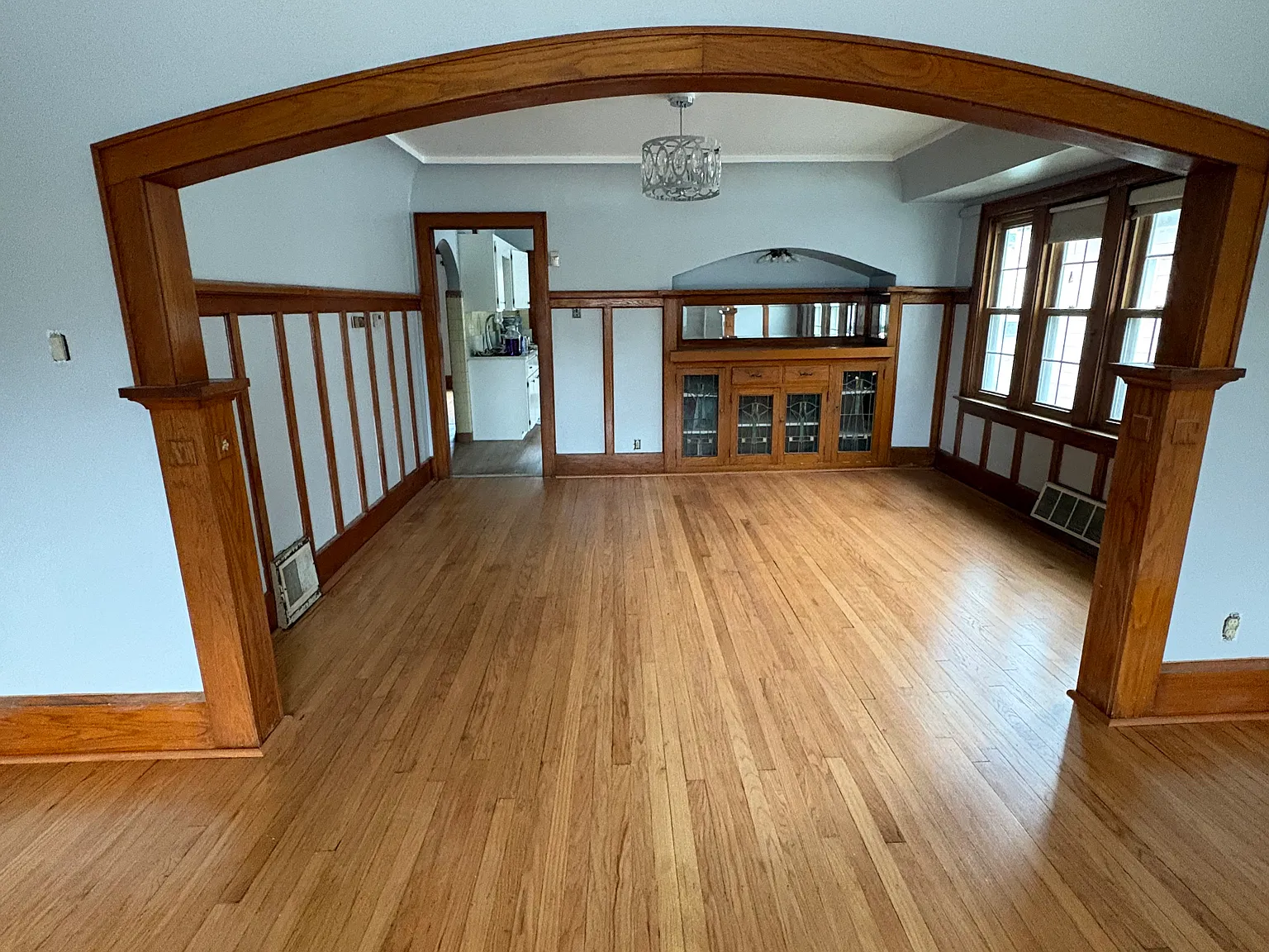 4 bed, 1191 sqft, $2,600 — Photo 3