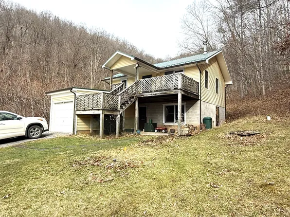 3259 Julia Rd, Renick, WV 24966