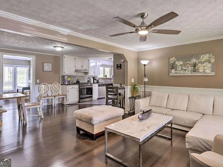 6207 Moss Dr — Photo 7