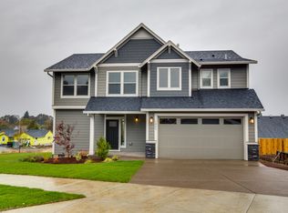 1025 Emmett Loop, Silverton, OR 97381