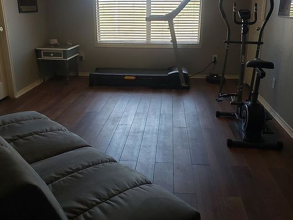 5th image of 104 Palomino Ln
