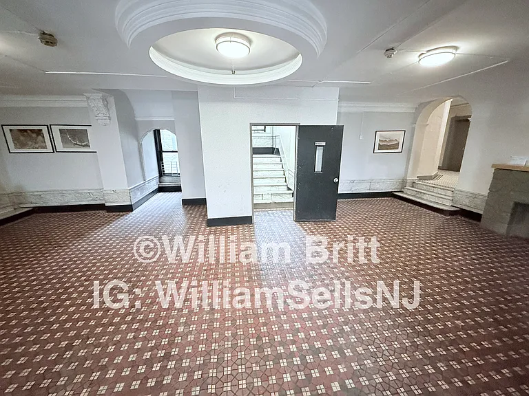 266 Beech St #4 — Photo 14