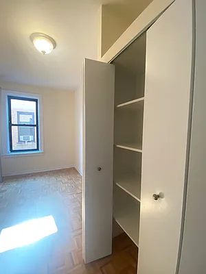 Rented by City Connections Realty | media 16