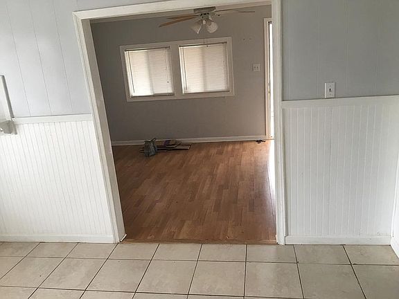 2nd image of 743 Jones Ave N