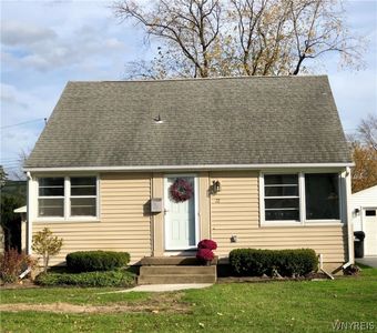 72 Mayfair Ln, Tonawanda, NY, 14150