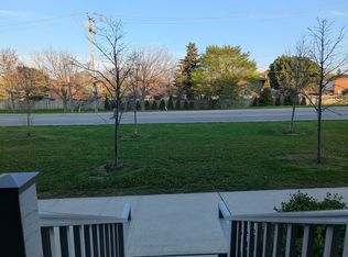 19 Island Rd, Toronto, ON M1C0E4