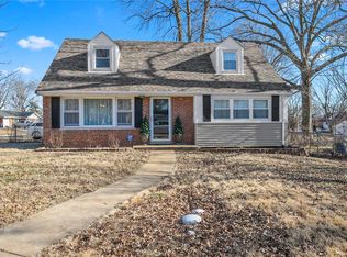 9770 Twin Vista Dr, Saint Louis, MO