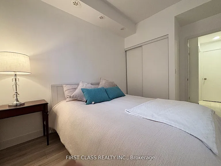 1127 Cooke Blvd #514 — Photo 6