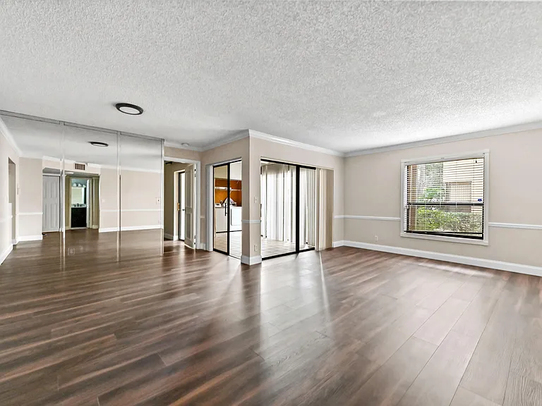 3757 Cocoplum Cir #3567 — Photo 4