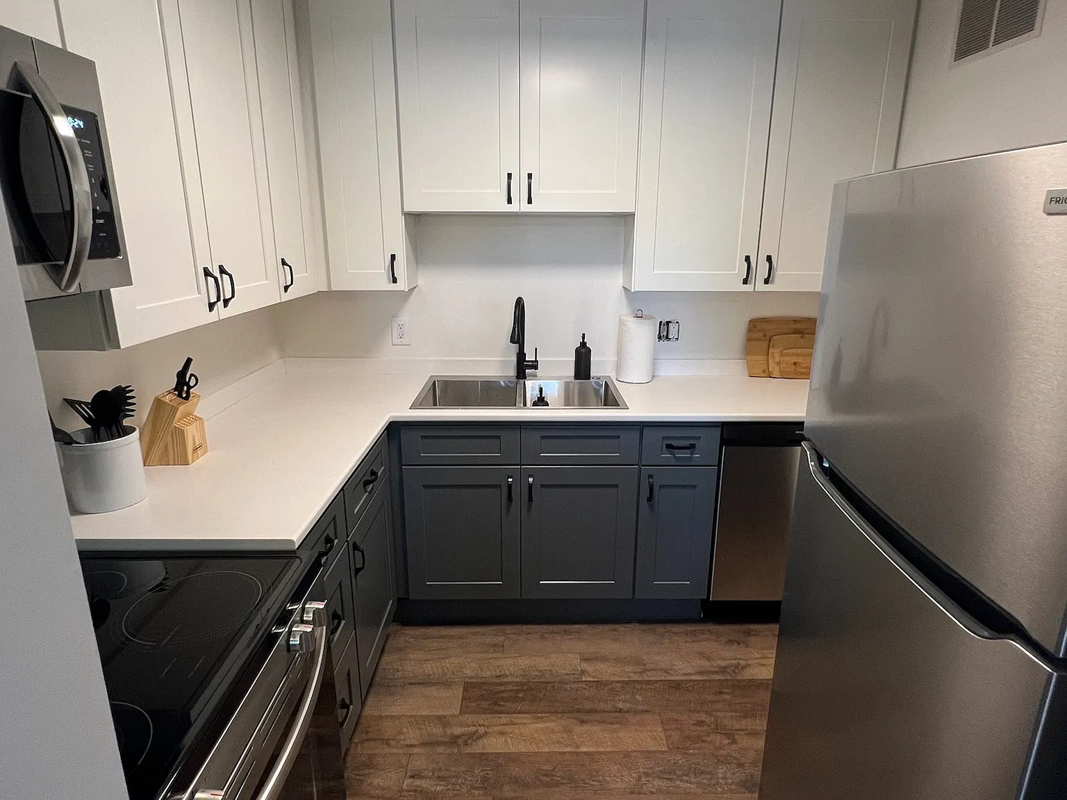 2 bed, 800 sqft, $1,400 — Photo 4