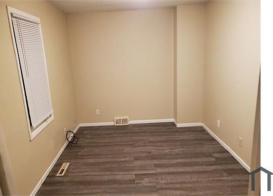 5th image of 2608 18th Ave S APT 2