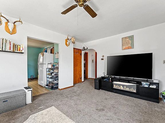 5th image of 207 Rolland St