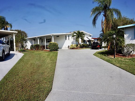 3rd image of 8506 Lidflower Ct