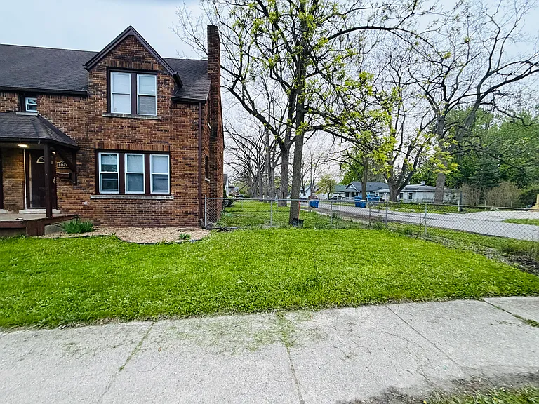 1007 Premont Ave — Photo 48