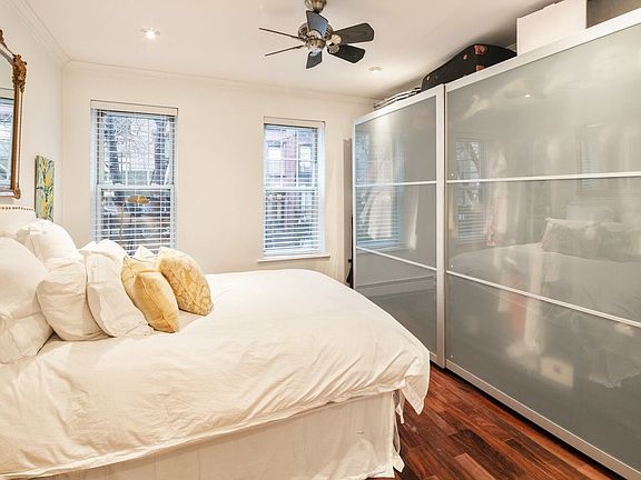 3rd image of 223 E 50th St APT 2B