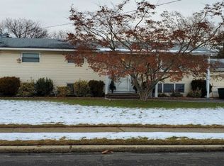 191 Ridge Rd, Wyandanch, NY 11798