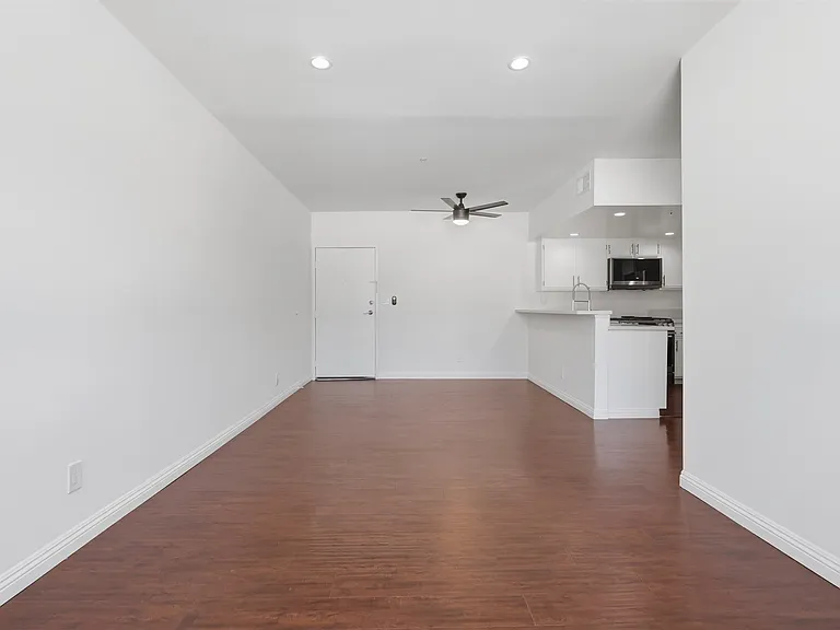 Parkview Apartments — Photo 43