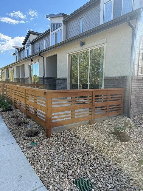 3 bed, 2.5 bath, 1560 sqft, $3,200 — Photo 2
