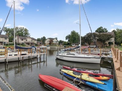 27818 Reo Rd, Grosse Ile, MI, 48138