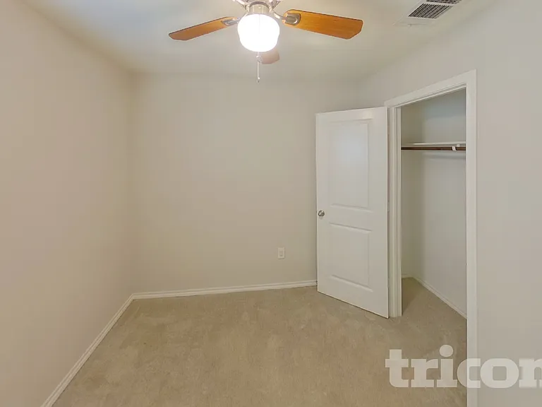 112 Woodland St — Photo 13