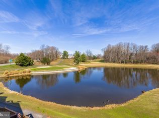 11806 Green Look Pl, Fairfax, VA 22033