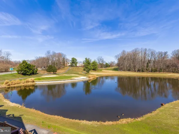 11806 Green Look Pl, Fairfax, VA 22033