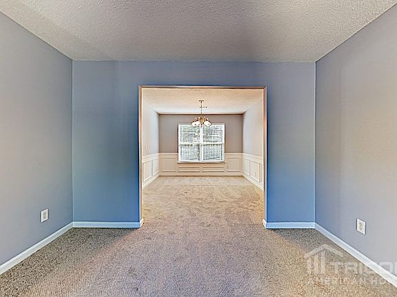 2nd image of 4247 Arnold Mill Opas
