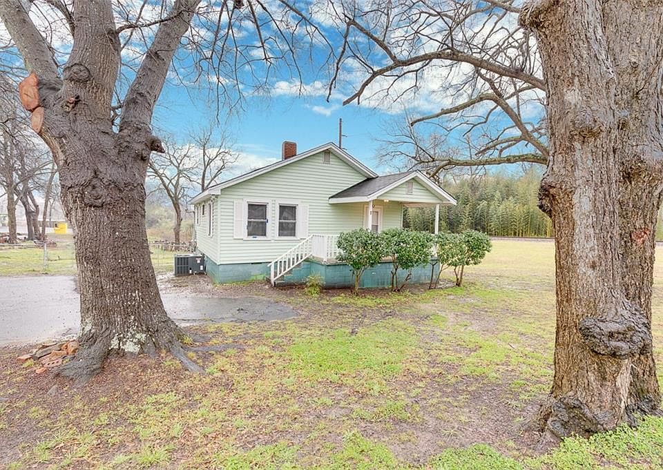 4 Prince St, Williamston, SC 29697 Zillow