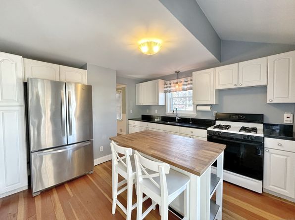 84 Sunnyridge Ave, Fairfield, CT