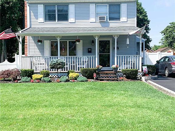 2nd image of 235 Carman St