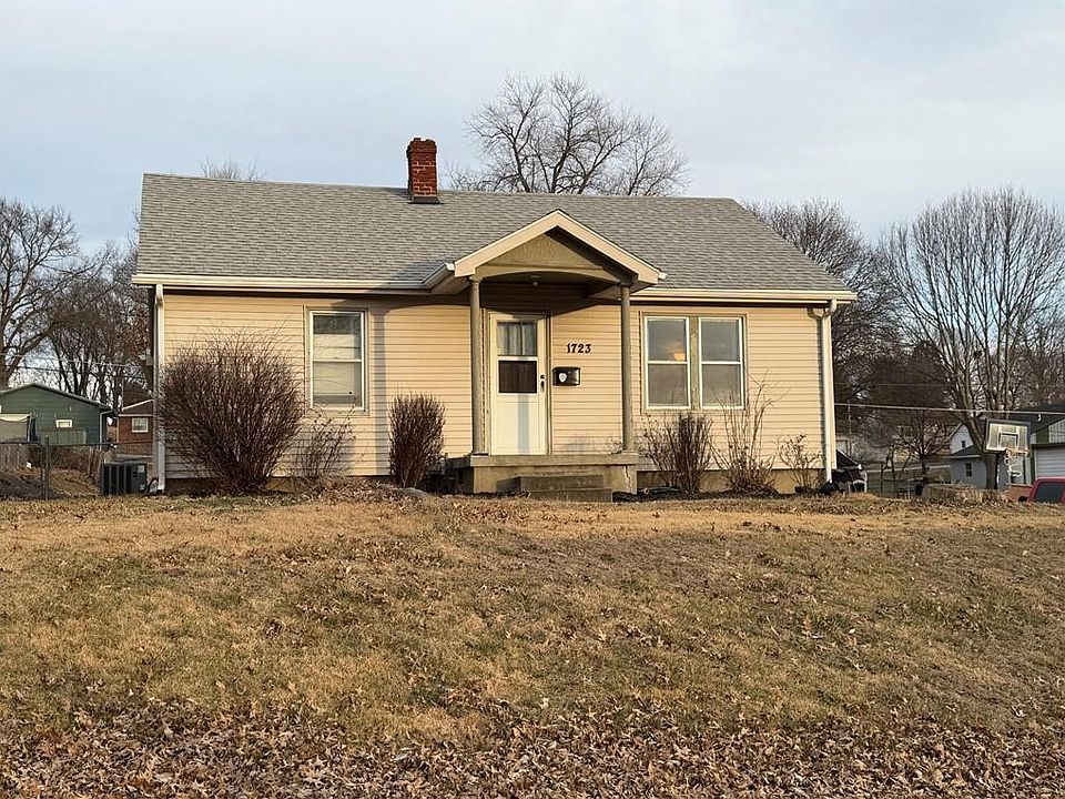 1st image of 1723 S 39th St