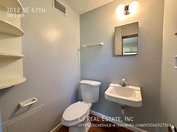 5th image of 3612 NE 67th Ter