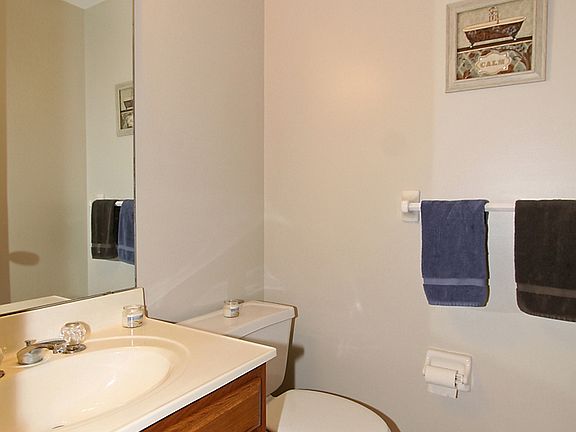 3rd image of 311 Oakmont Farm Dr