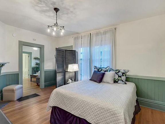 3rd image of 11 Peralta Ave APT 1