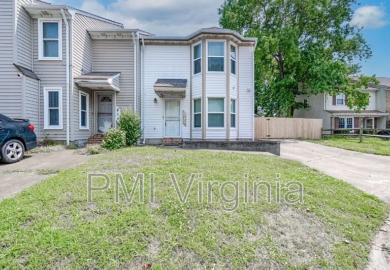 812 Tuition Ct — Photo 3
