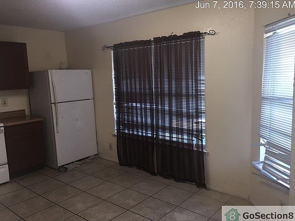 5th image of 4003 Sunrise Bluff Dr