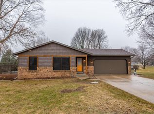 510 Reid Dr, Mount Horeb, WI 53572