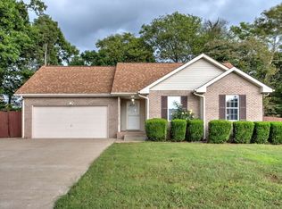 3267 N Senseney Cir, Clarksville, TN 37042