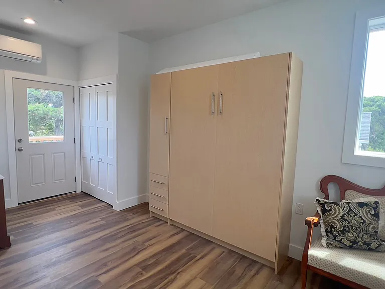 1707 N Franklin St — Photo 6