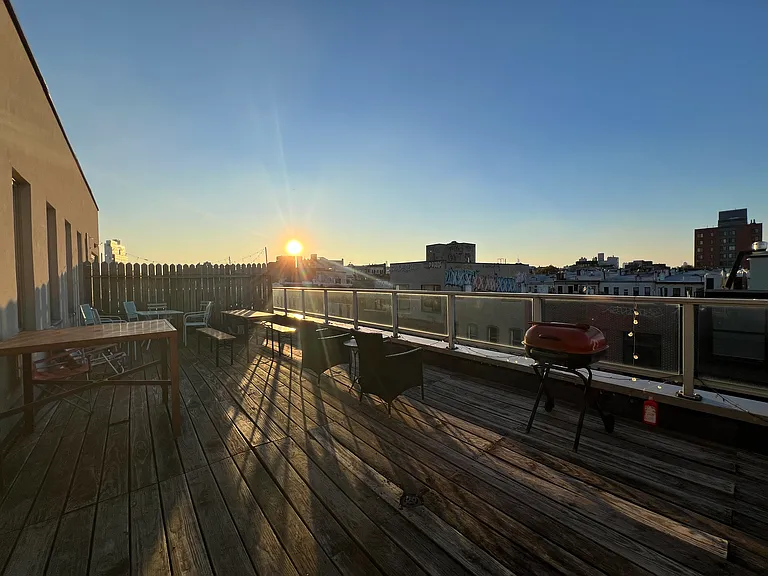 782 Hart St #3B — Photo 8