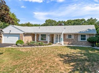 3384 Springdale Dr, Lambertville, MI 48144