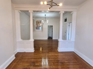 156 1st St APT 5, Troy, NY