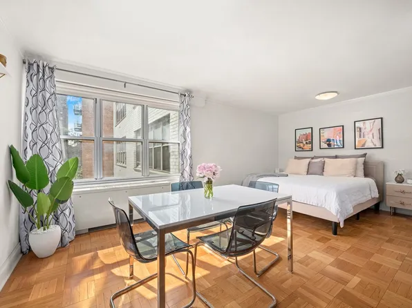 205 3rd Avenue image 1 of 6